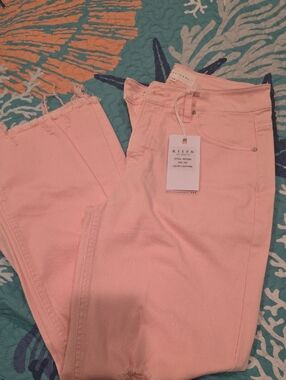 Risen Pink Jeans Distressed Nwt 3/26